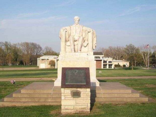 GETTYSBURG ADDRESS LINCOLN MEMORIAL