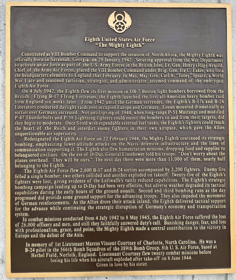 EIGHT UNITED STATES AIR FORCE WAR MEMORIAL PLAQUE