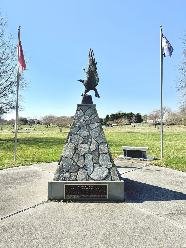 ROSEWOOD MEMORIAL PARK ALL VIETNAM WAR VETERANS MEMORIAL