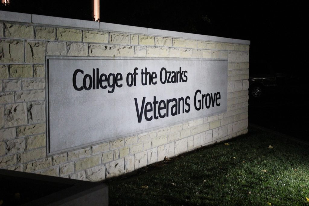 COLLEGE OF THE OZARKS VETERANS GROVE MEMORIAL ENTRANCE STONE