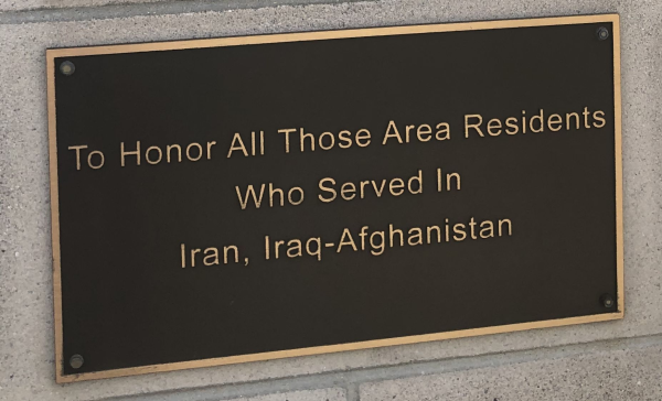 EVERGREEN PARK WAR VETERANS MEMORIAL PLAQUE I