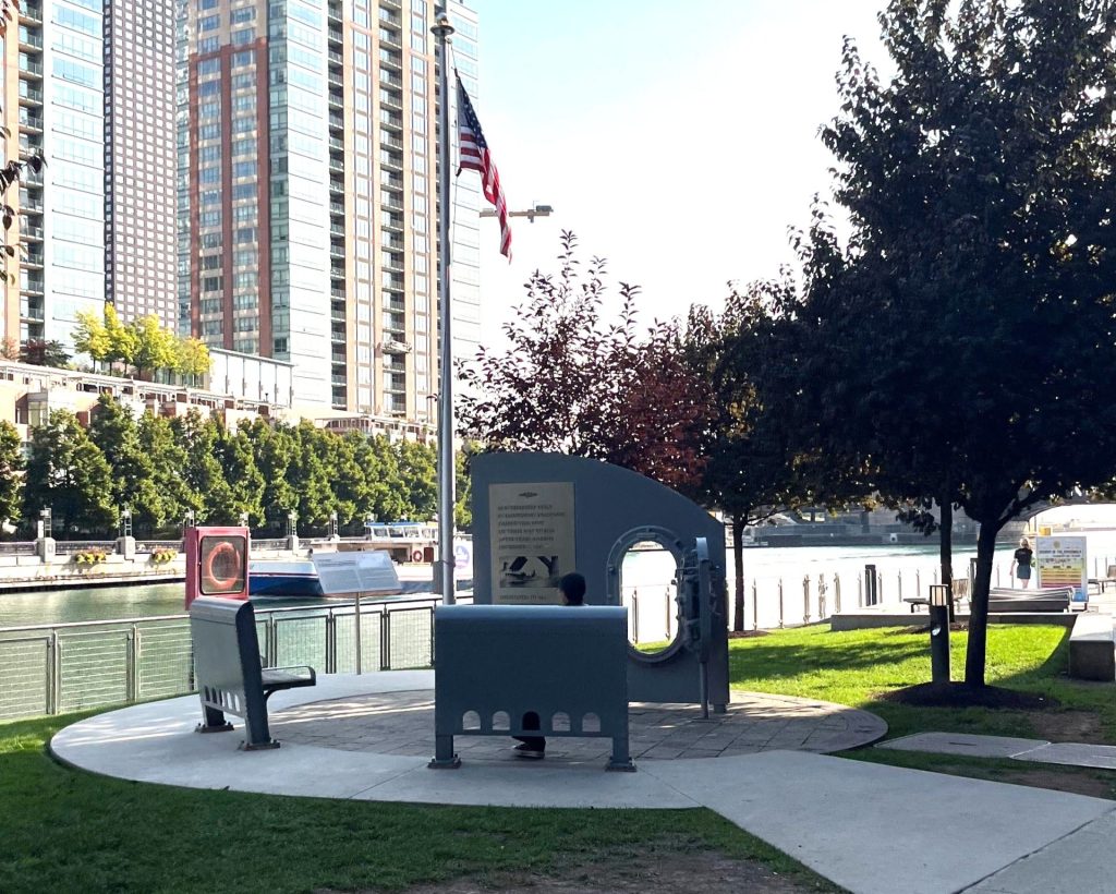CHICAGO SUBMARINE MEMORIAL