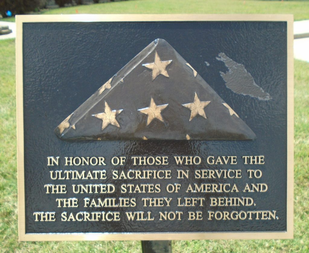 CAMP NELSON NATIONAL CEMETERY ULTIMATE SACRIFICE WAR MEMORIAL PLAQUE