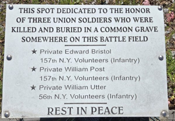 THIS SPOT DEDICATED TO THREE UNION SOLDIERS MEMORIAL PLAQUE