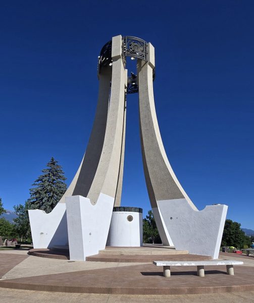 IN HONOR OF THOSE WHO GAVE THEIR LIVES WAR MEMORIAL
